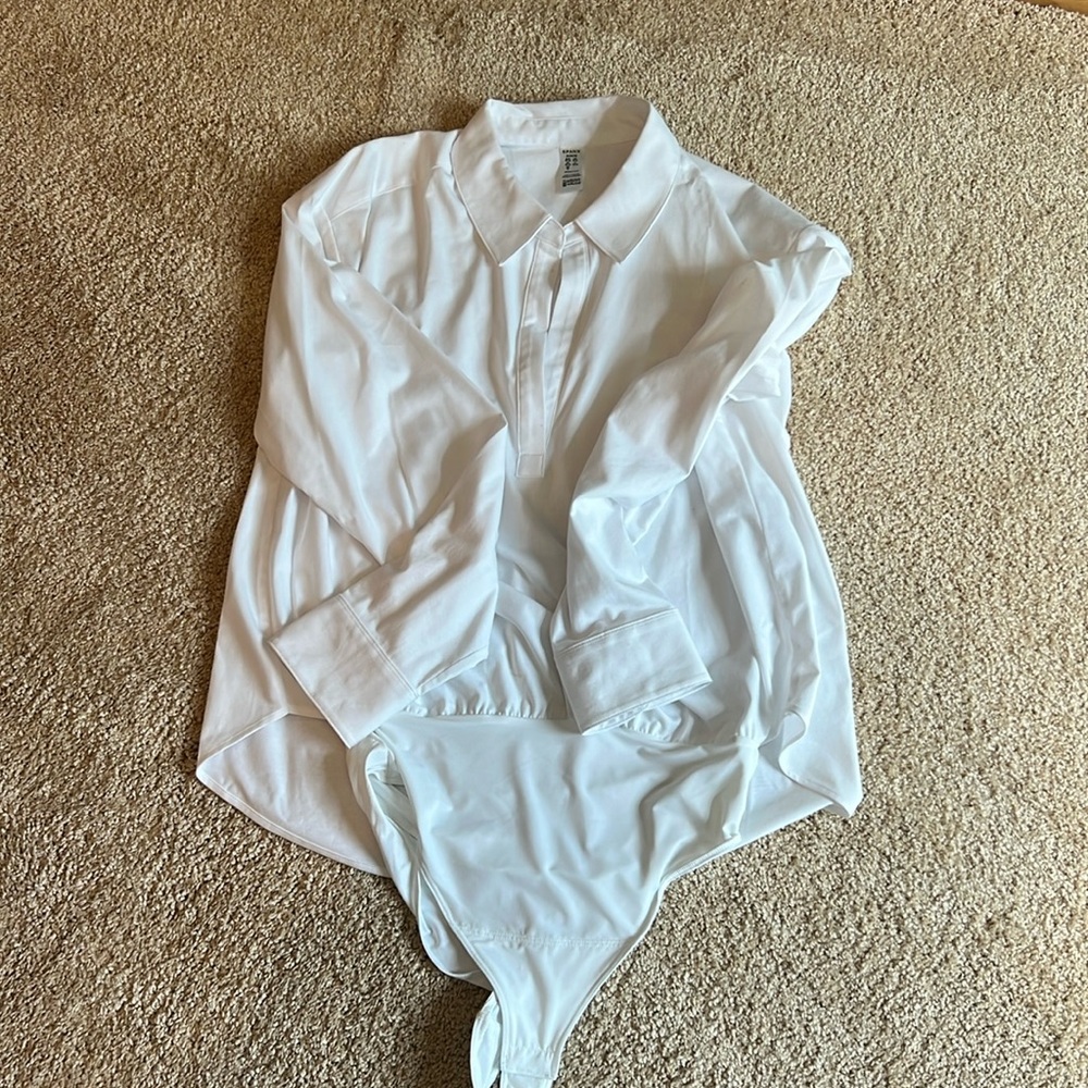 Spanx white long sleeve body suit.